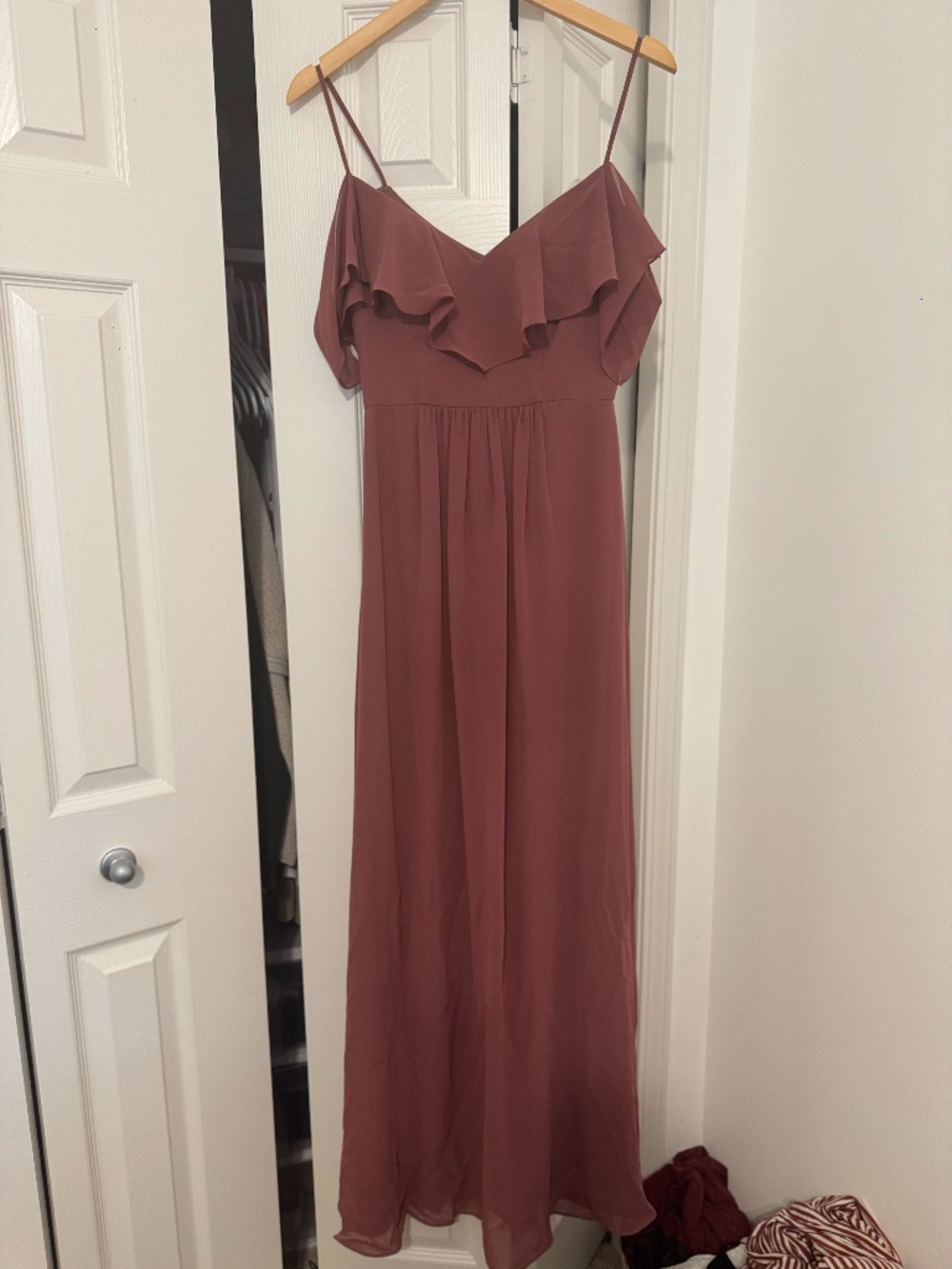 JB Mauve Chiffon Flutter Sleeve Maxi Bridesmaid Dress Size 4
